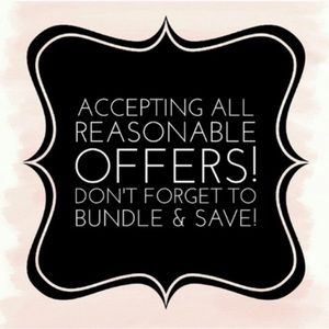 Make an offer and don’t forget to bundle and save on shipping ❤️